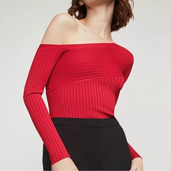 NEW BCBGMAXAZRIA RED BERRY AYA ONE-SHOULDER SWEATER TOP BPO1Z770/B834W SIZE S - Picture 2 of 8